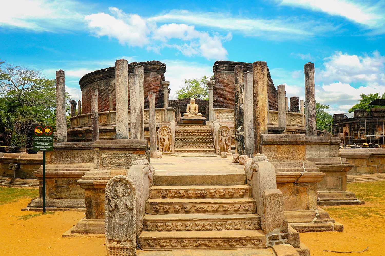 polonnaruwa sri lanka